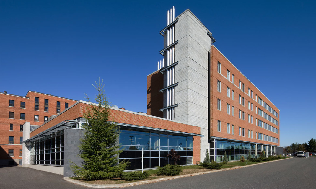 Centre hospitalier de Trois-Rivières - YMA - Yelle Maillé et associés architectes